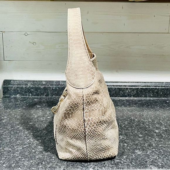 Dooney & Bourke Snakeskin Lock Sac - Picture 4 of 12